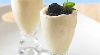 Honey Mousse with Fruit